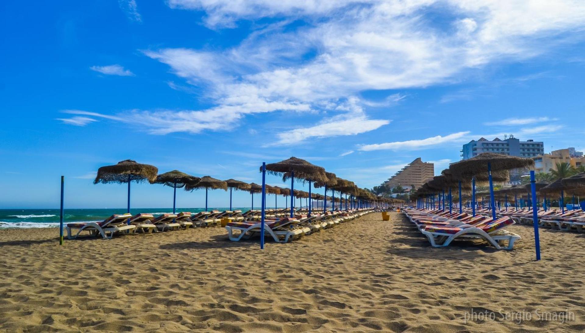 901 Estudio Aguila Apartamentos - Vista Al Mar Benalmádena Eksteriør billede